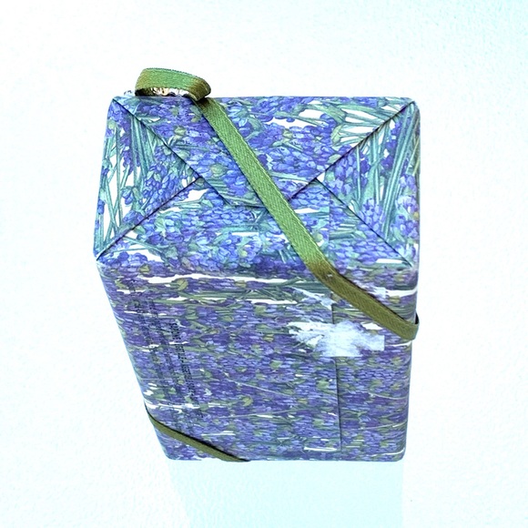 Lavender Sapone Vegetale Bar Soap - Picture 7 of 7